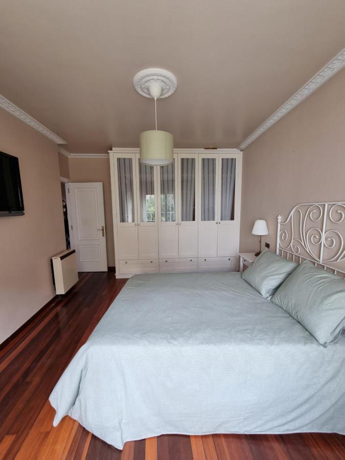 Piso de 3 habitaciones a 3 minutos de la playa. Ribeira Exterior foto